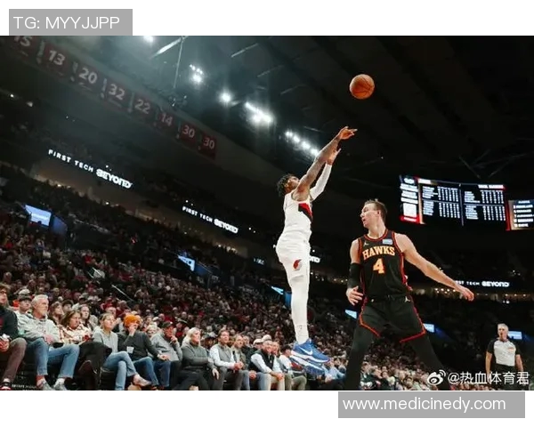 快船主场击败开拓者，继续保持不败金身